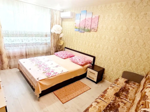 Uyutnaya Dvushka Na Yubileyke Flat
