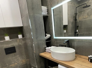 квартира премиум-класса в стиле "эко" с видом на парк и речку