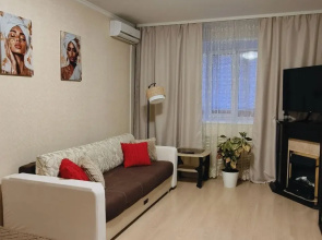 Komfortabelnaya V Tsentre Goroda Flat