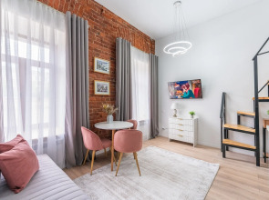 Квартира Двухуровневaя дизайнерская четырехместная