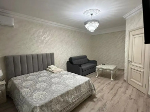 V Novom Chastnom Trekhetazhnom Dome Apartments 5