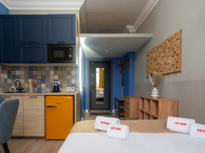 Апартаменты KeyGo 1011 Студия рядом с метро Окружная