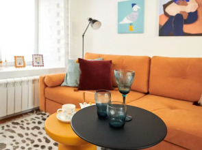 Апартаменты ДзенХоум Символ 8