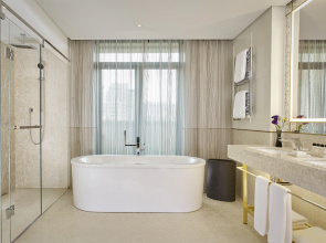 The Alexander, a Luxury Collection Hotel