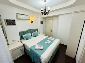 Отель La Petite Maison