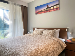 Апартаменты 2 спальни с видом на озеро в шаге от моря