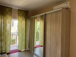 Частный Дом 120 2 Комнатный Этаж с Кухней