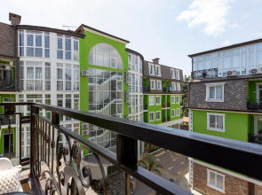 Апартаменты RED APARTMENTS Арт Лайт Сити апартамент Коэльо