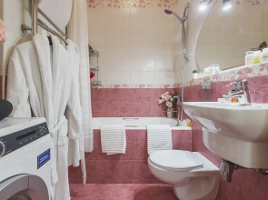 Квартира GM Apartments в Доме на Набережной