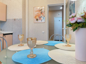 Квартира Welcome Home с Балконом у Метро Народное Ополчение