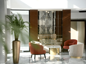 Отель Riviera Hotel