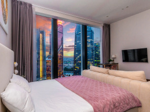 Апартаменты Sky City Moscow LUX Студия с большим окном с видом на все башни и город!