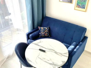 Квартира Стильная Мансардная Квартира Студия у Аэропорта