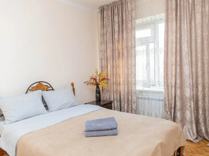 Dvukhkomnatnye na Tulebaeva 80 Apartments