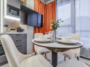 Апартаменты Премиум с Видом на Город Business Apartments