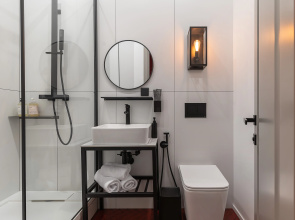 Апартаменты Red room в NikolaevBuilding
