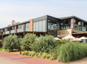 Апартаменты Red Apartments Си Сайд Песчаный