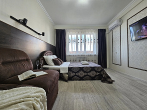 Yaroslavskaya 72(9) Apartments