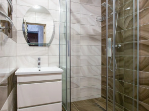 Квартира на Десятинной