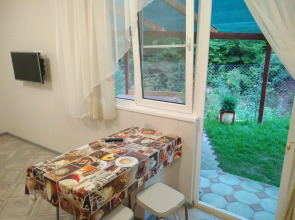 Гостевой дом Кленовая 7 в Сукко