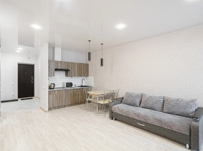 Уютная студия с видом на город