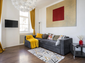 Апартаменты с Видом на Фонтанку