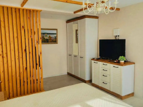 Квартира Студия на Луначарского 18