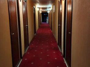 Амакс Премьер Отель