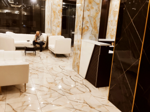 Golden Hotel