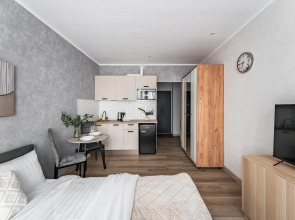 Апартаменты Светлая Студия Рядом с Метро Нижегородская