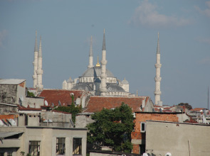 Отель Grand Liza