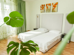Gostevaya Alesya Na Malyisheva 4B Flat 3