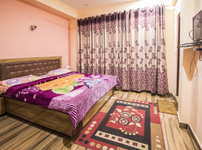 Hill Stone Guest House