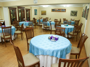 Отель Omar Khayyam