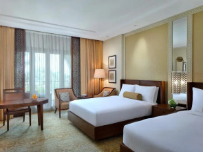 Отель The Ritz-Carlton, Dubai