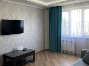 Semeynaya trekhkomnatnaya kvartira Flat