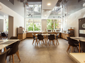 Отель Old Town Trio