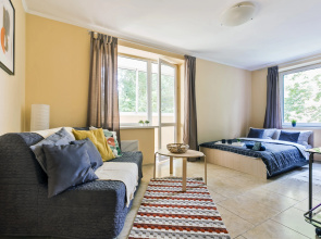 2-room Apartment 2 Min Walk From Food Mall DEPO