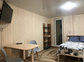 Uyut Private House