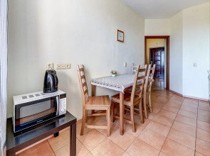 Апартаменты за Черной Речкой (4)