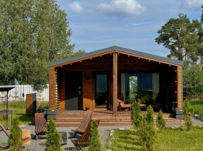 Uyutny Dom U Lesa Private house