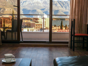 Clever II Apartments