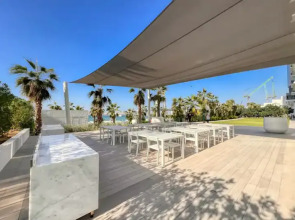 Апартаменты La Vie 1BR on JBR with Private Beach Dubai