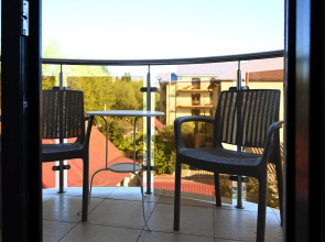 Отель Shine House