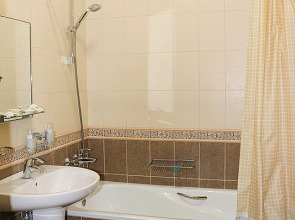 Отель NATIONAL Dombay