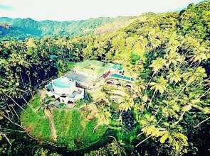 The Flame Tree Estate&Hotel
