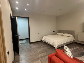 Uyutnoye Gnezdyshko V Tsentre Flat
