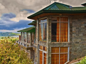 Отель Oak Ray Summer Hill Breeze