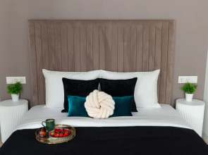 Апартаменты Novin House RED FLAT