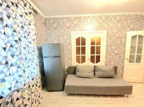 Апартаменты на Пилотов 12